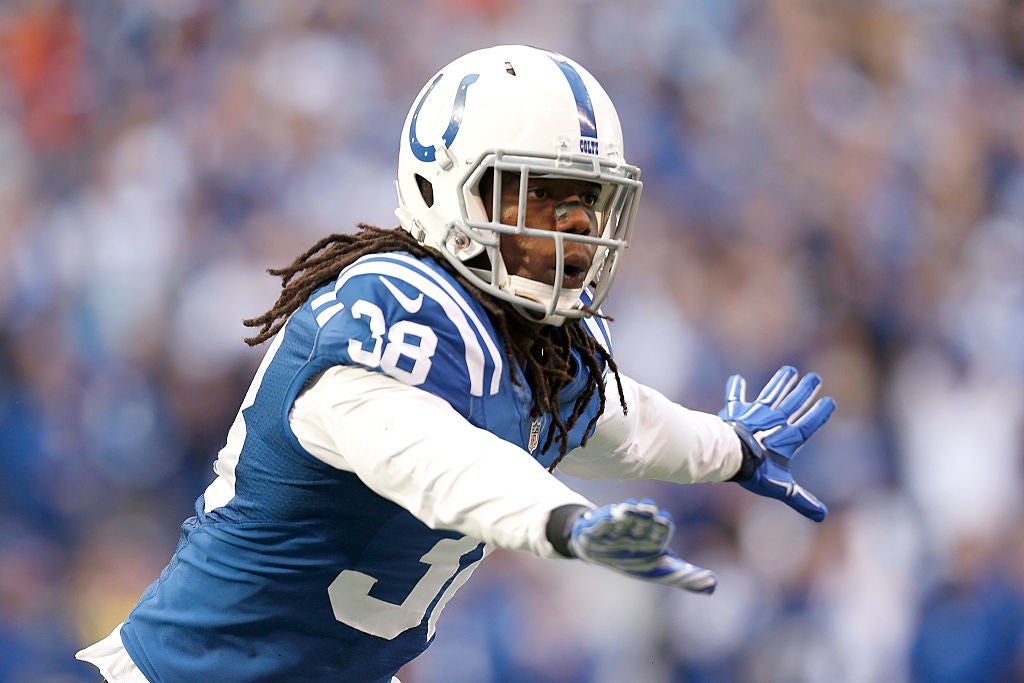 Sergio Brown playing for the Indianapolis Colts in 2014