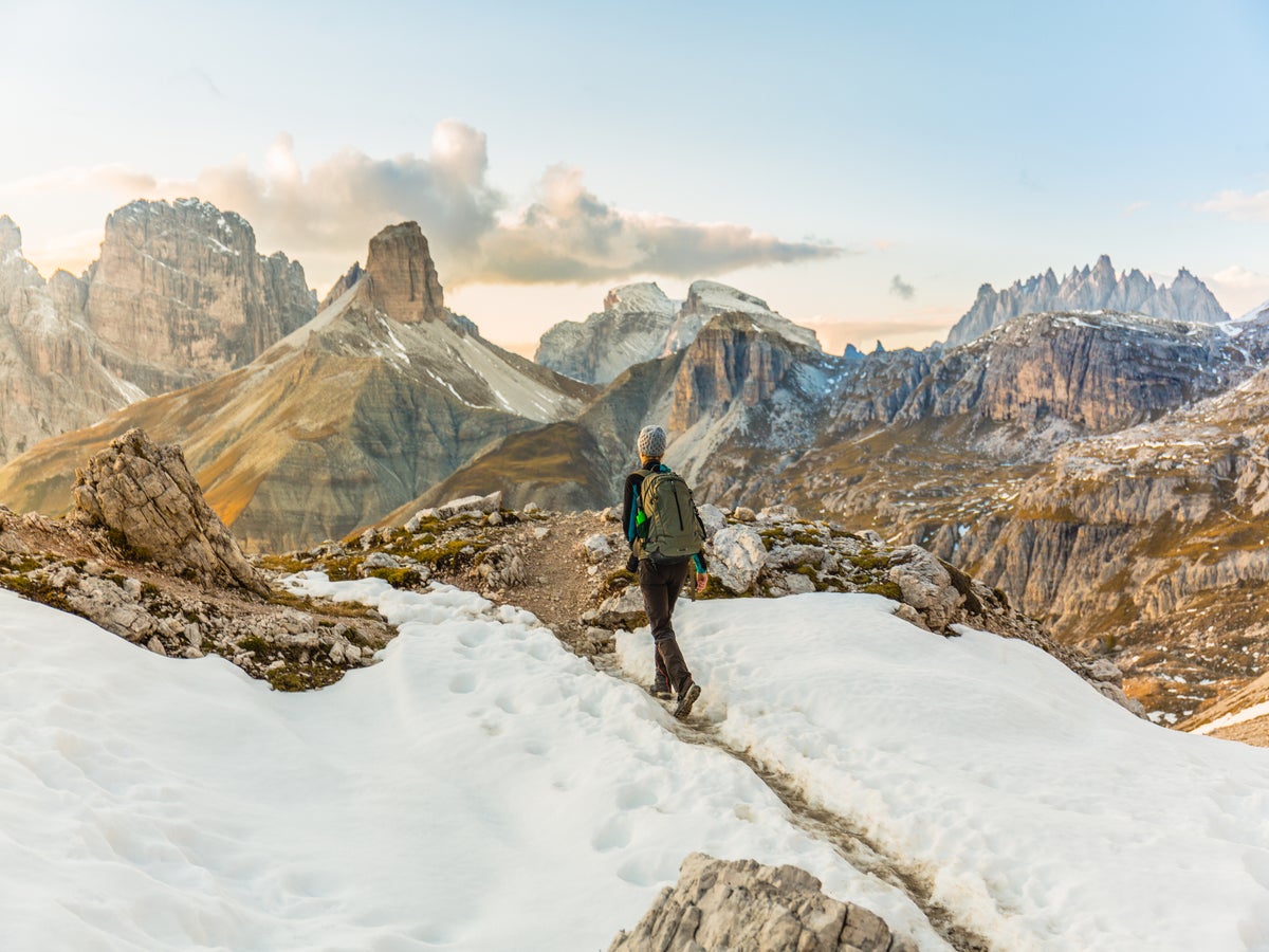 Best Cold-Weather Hikes in the Mountain West