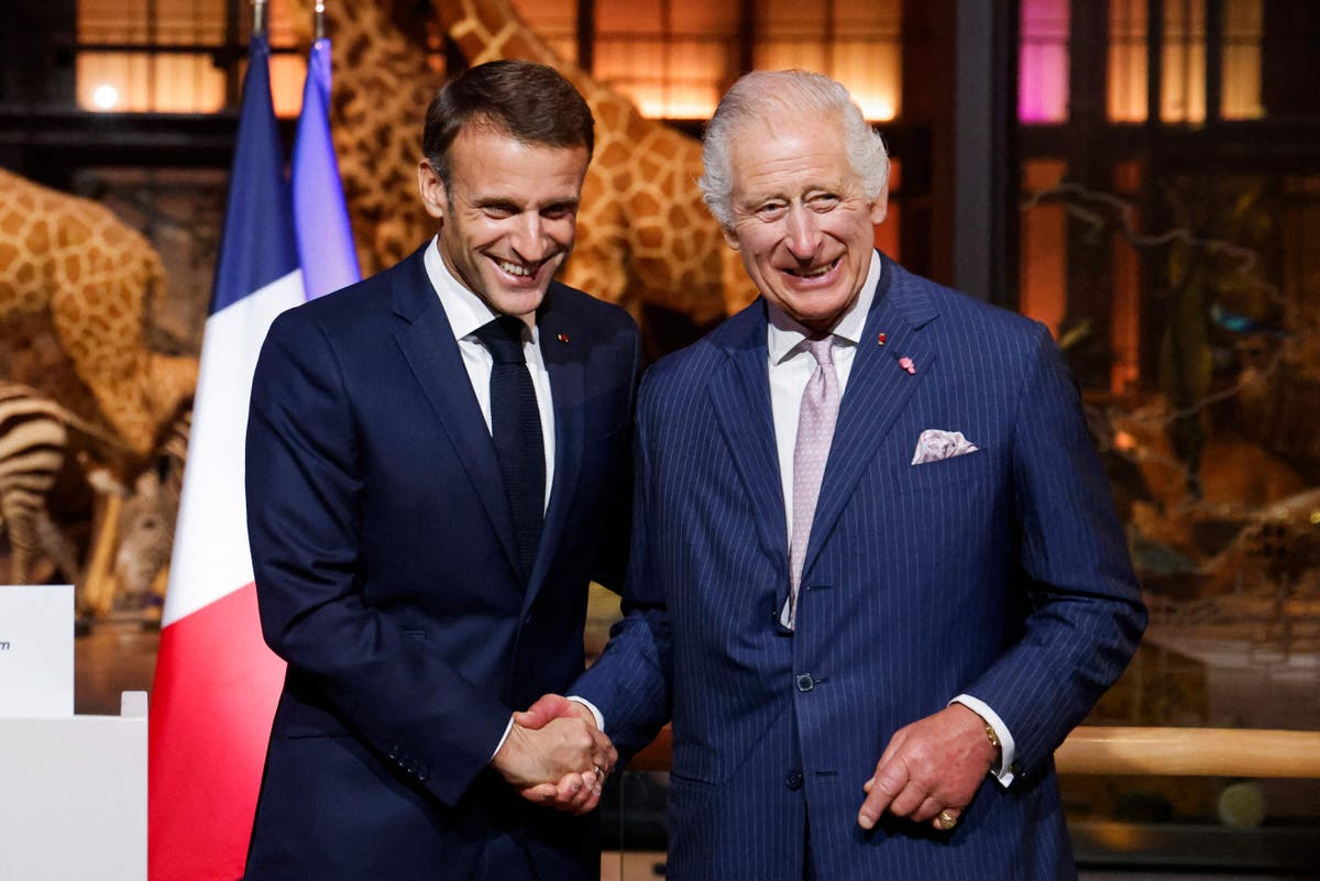 King Charles presented President Emmanuel Macron with the Oxford edition of  Voltaire's Lettres sur les Anglais (Letters on the English) during the  royal state visit to France last week. – India Education