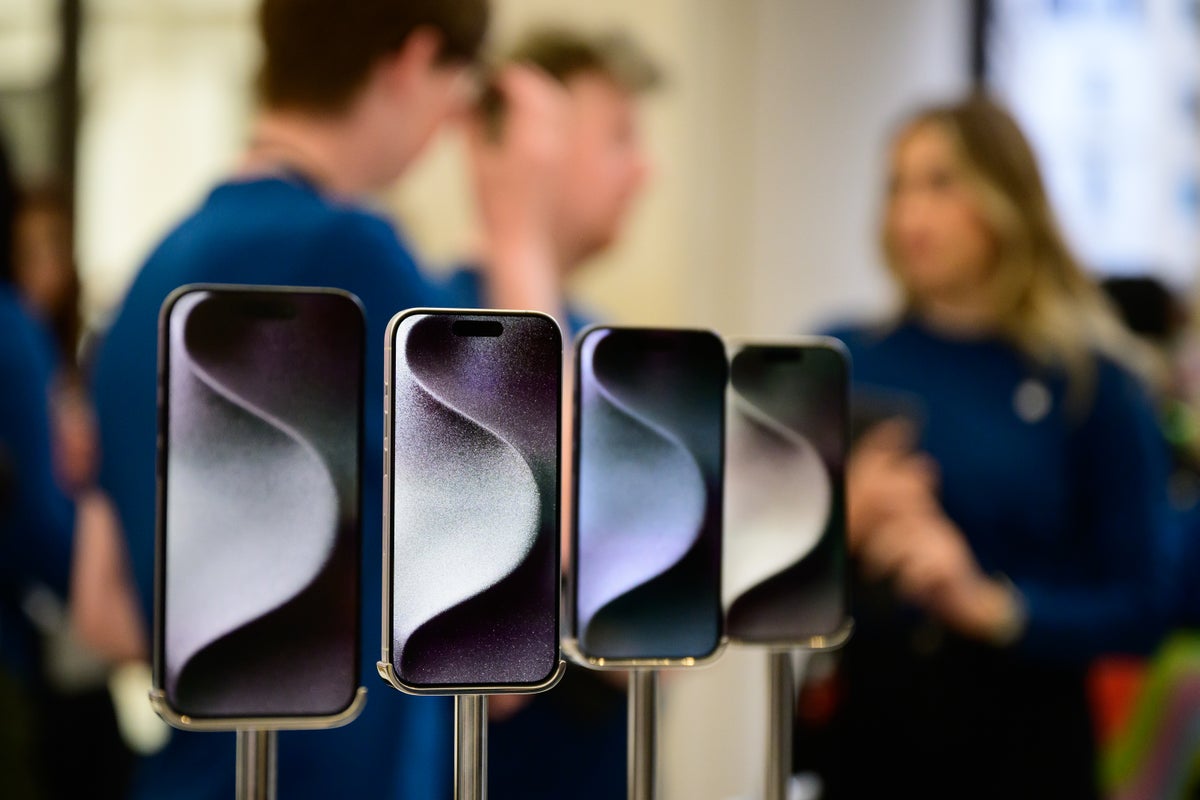 iPhone 15 and Pro: Apple opens sales for new line-up – but new orders might not be delivered for months