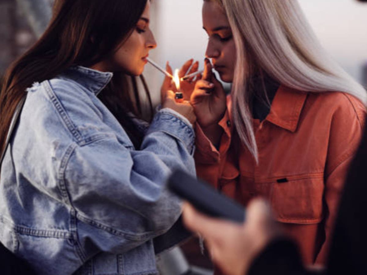 Smoking ban: Sunak considers crackdown on cigarettes for next generation Smoking ban: Sunak considers crackdown on cigarettes for next generation