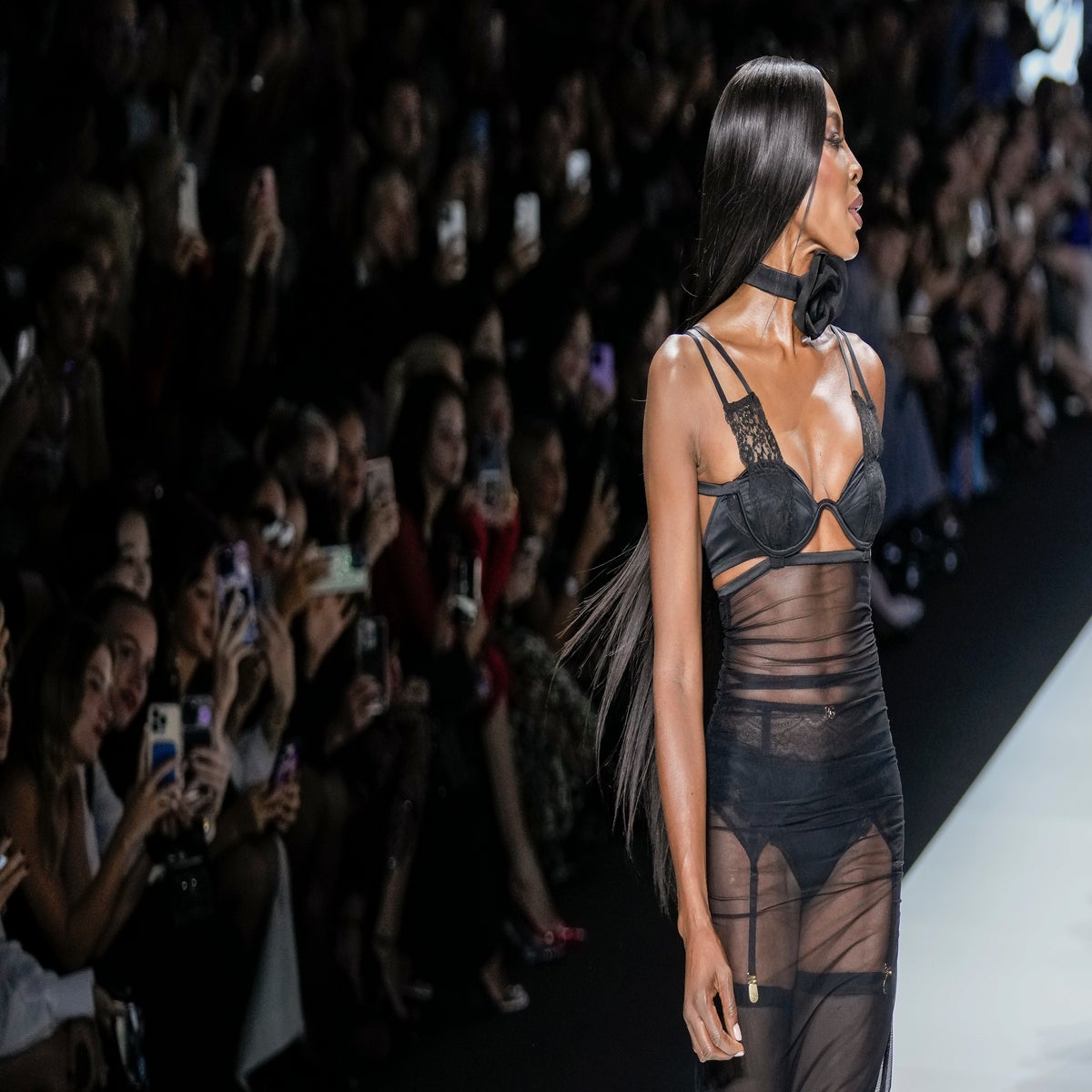 Naomi Campbell and Gigi Hadid lead first Victoria's Secret runway show in  five years