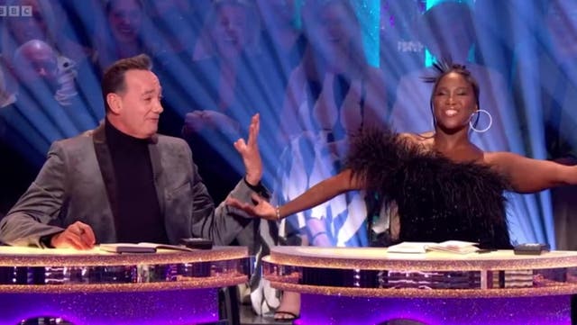 <p>Strictly’s Craig Revel Horwood calls Motsi Mabuse ‘Beyoncé’ as he reveals her secret on stage demand.</p>