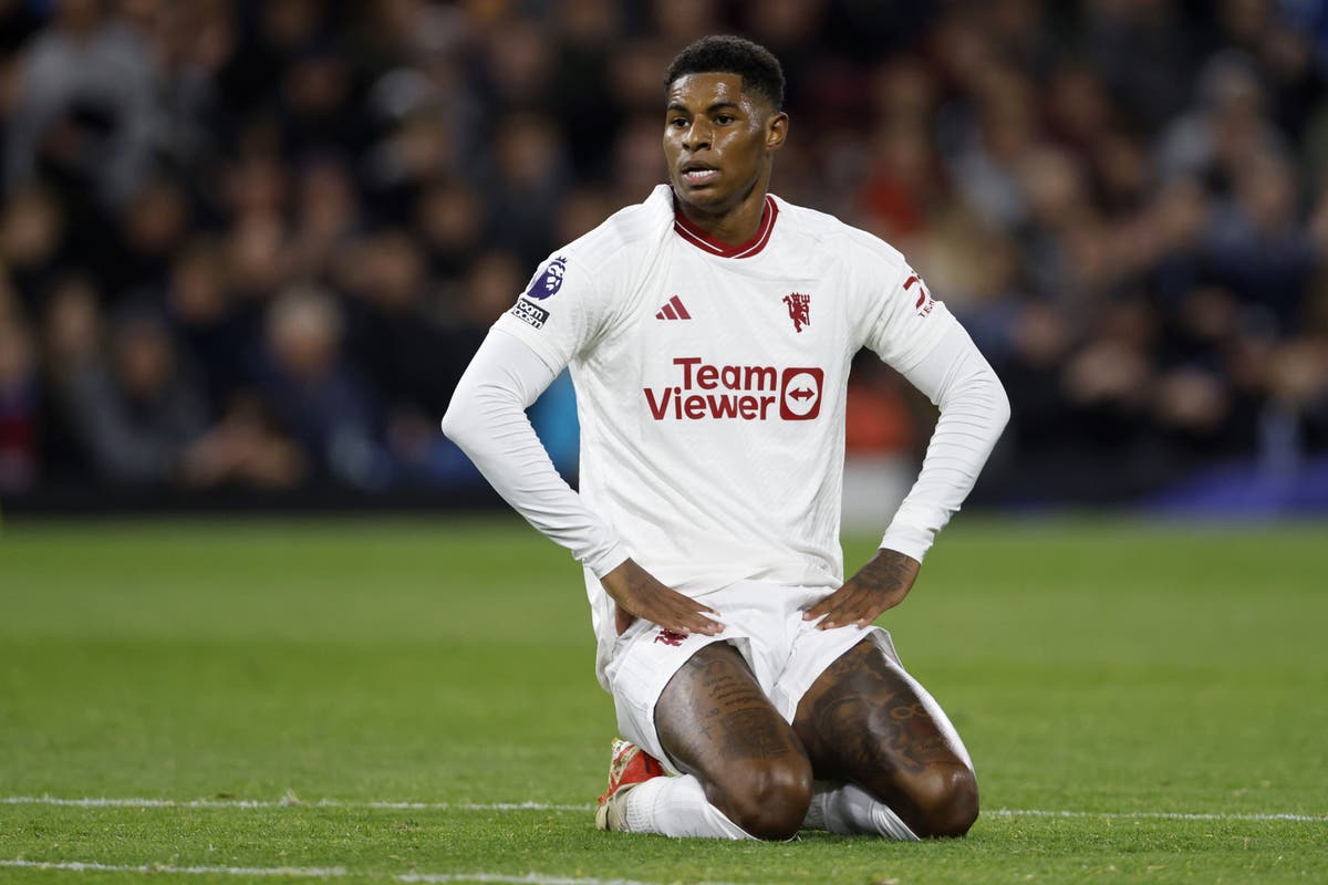 Manchester United striker Marcus Rashford unhurt after car crash Manchester United striker Marcus Rashford unhurt after car crash