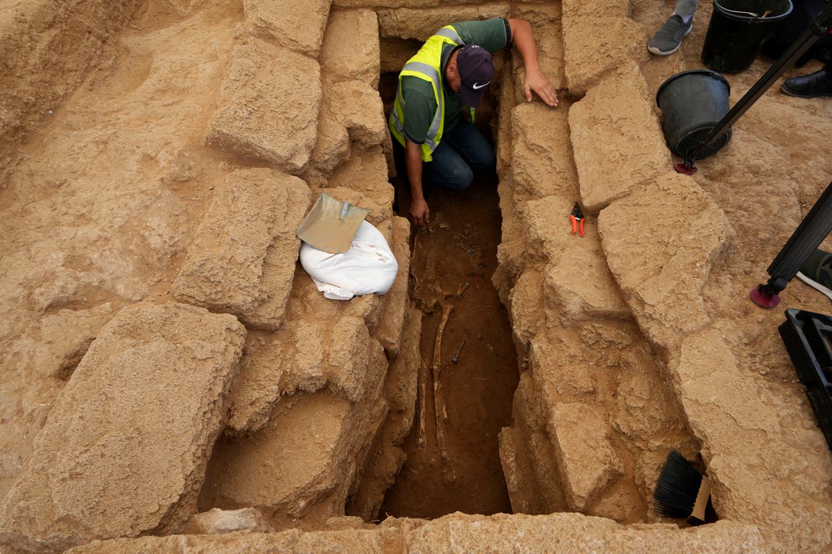 Archaeologists unearth the largest cemetery ever discovered in Gaza and find rare lead sarcophogi