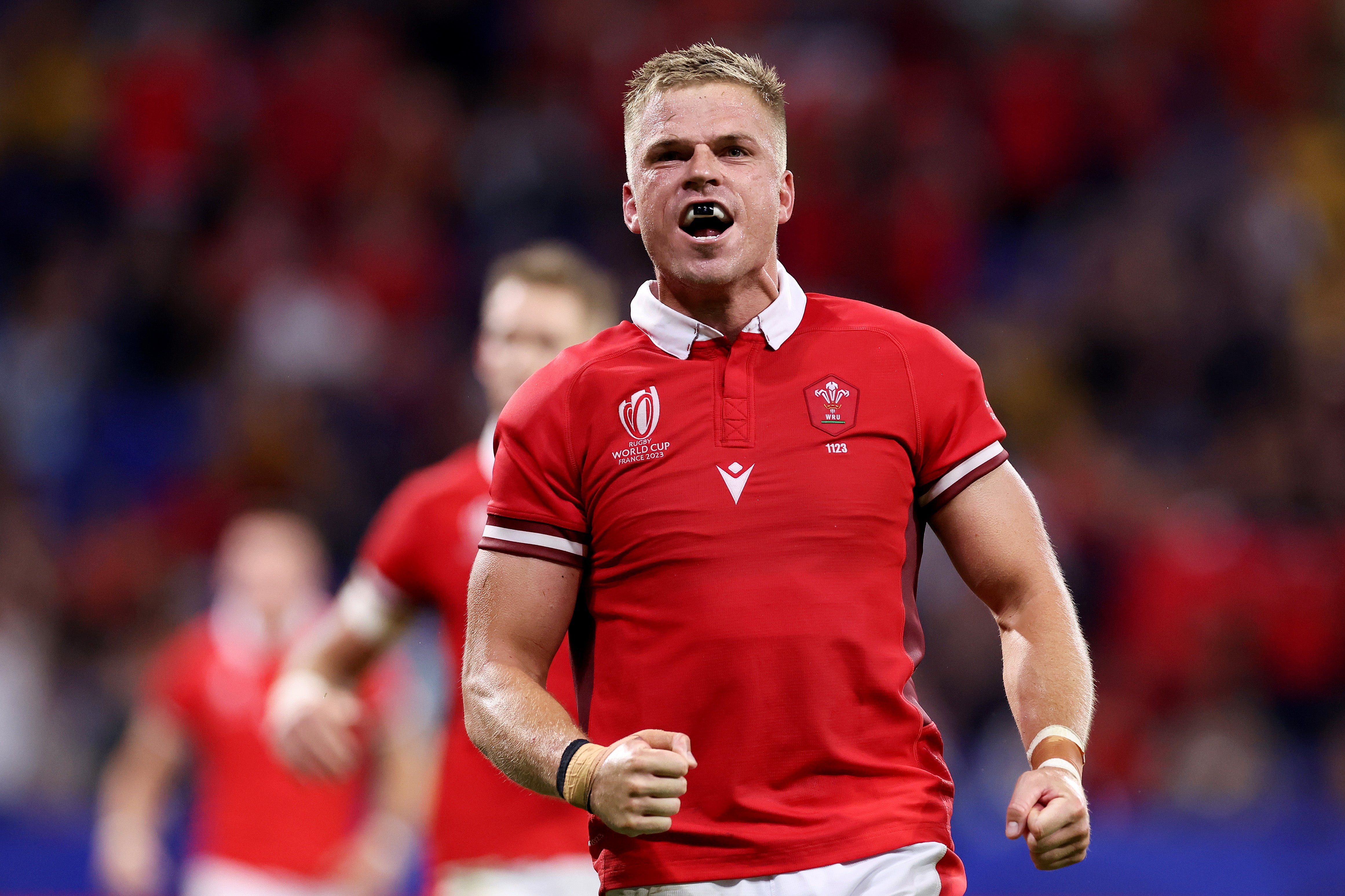 Gareth Anscombe is one of a number of senior players to return to the Welsh squad for the autumn