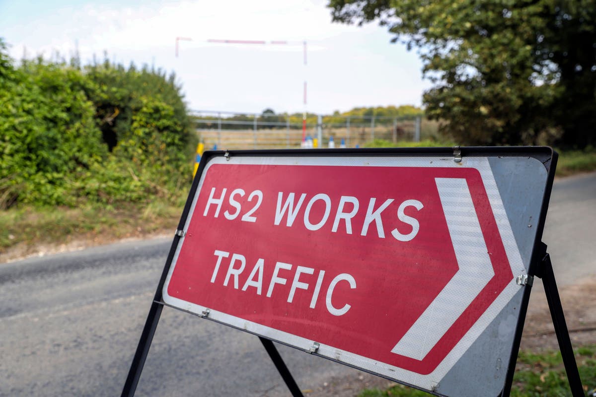 Senior Tories urge Rishi Sunak to back HS2 to Manchester despite cost fears Senior Tories urge Rishi Sunak to back HS2 to Manchester despite cost fears