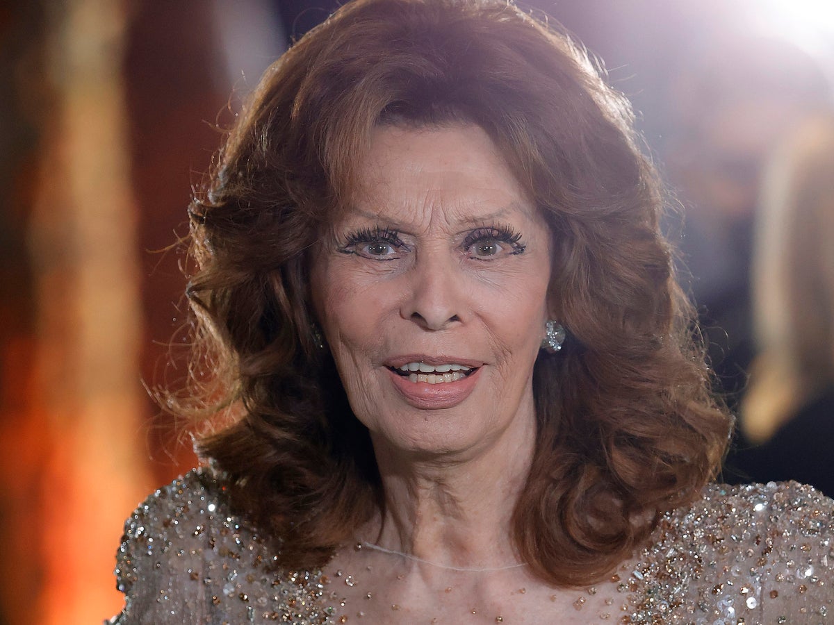Sophia Loren, 89, undergoes emergency surgery after bad fall at Swiss home