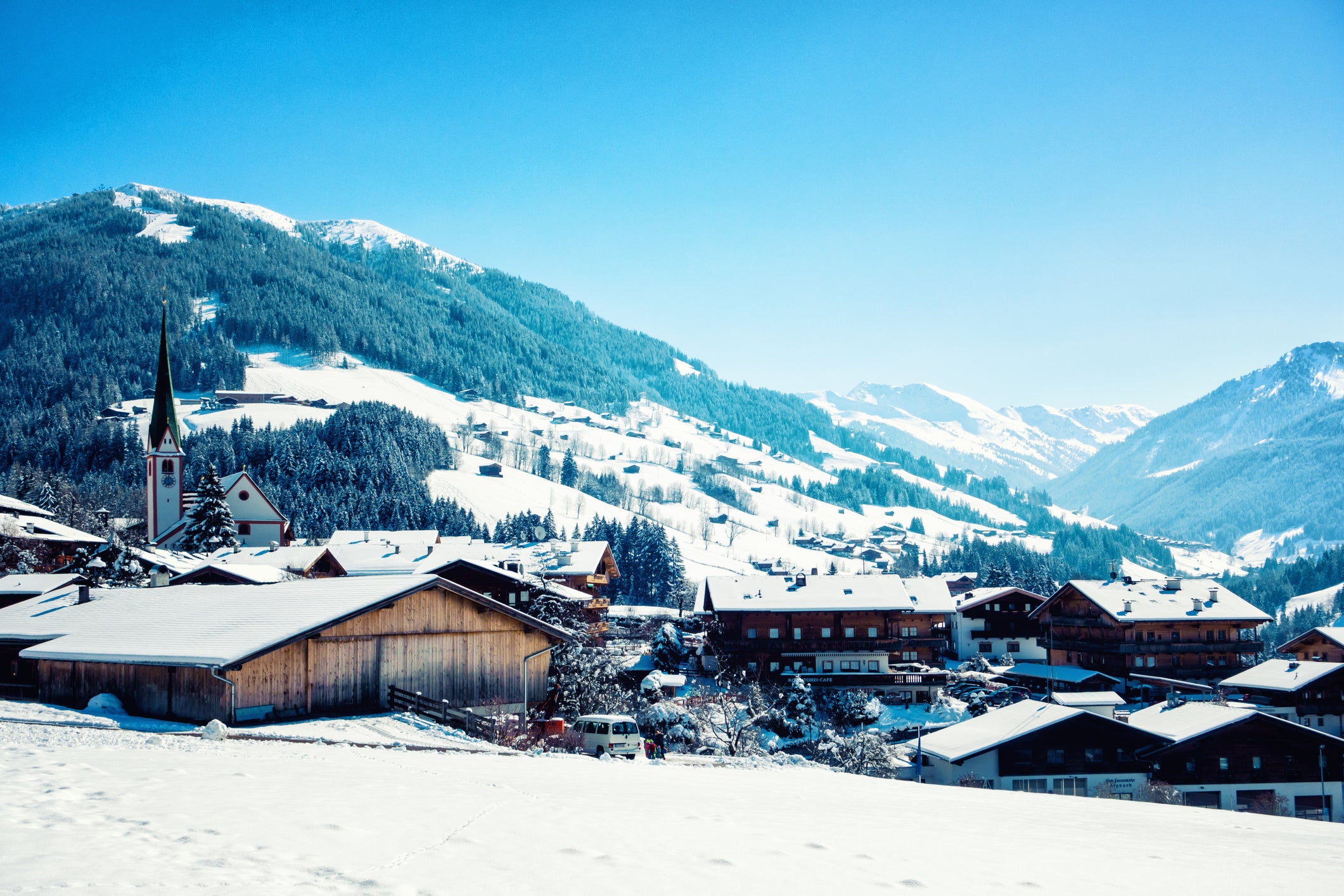 Nursery areas at village level make Alpbach a great resort for first-timers