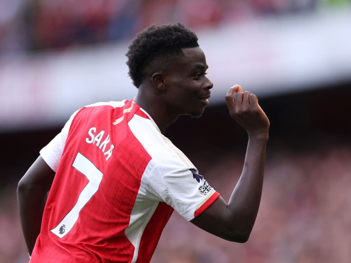 James Maddison’s brilliant response after Bukayo Saka copies ‘darts’ celebration