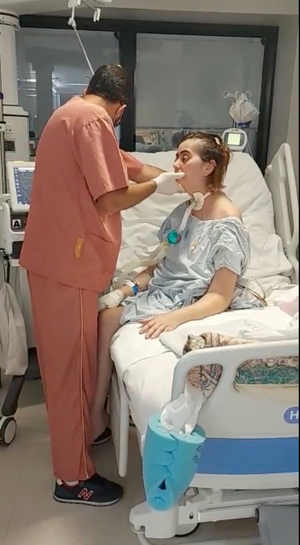 Goes is pictured in the hospital during her months-long treatment