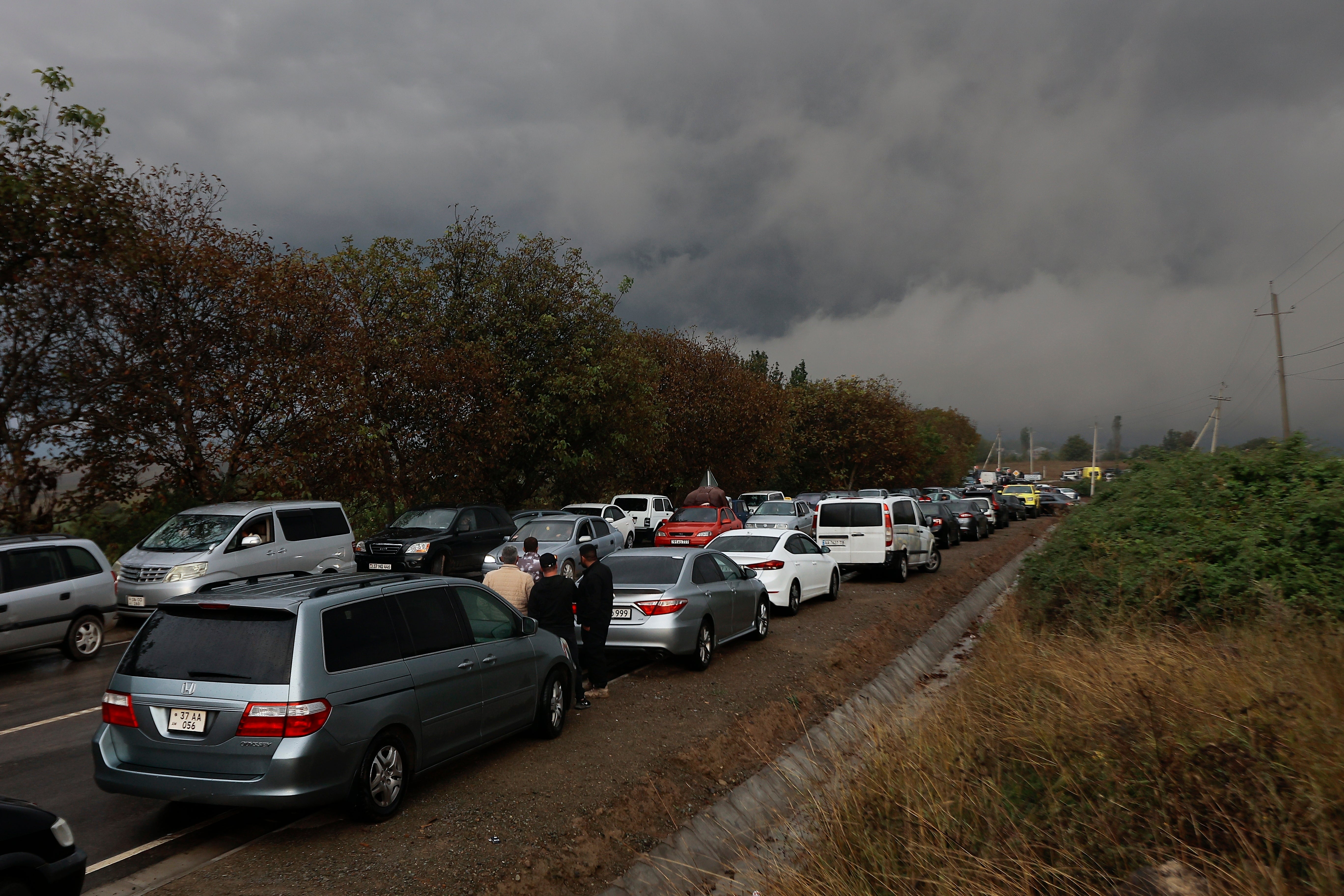 Hundreds of ethnic Armenians flee Nagorno-Karabakh to Armenia, Conflict  News