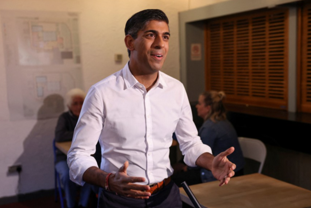 Rishi Sunak under pressure to commit to HS2 to Manchester