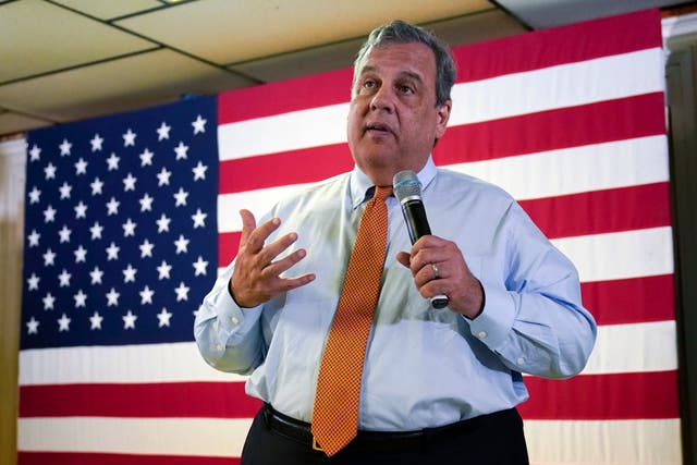 <p>Former Governor Chris Christie at a campaign stop </p>