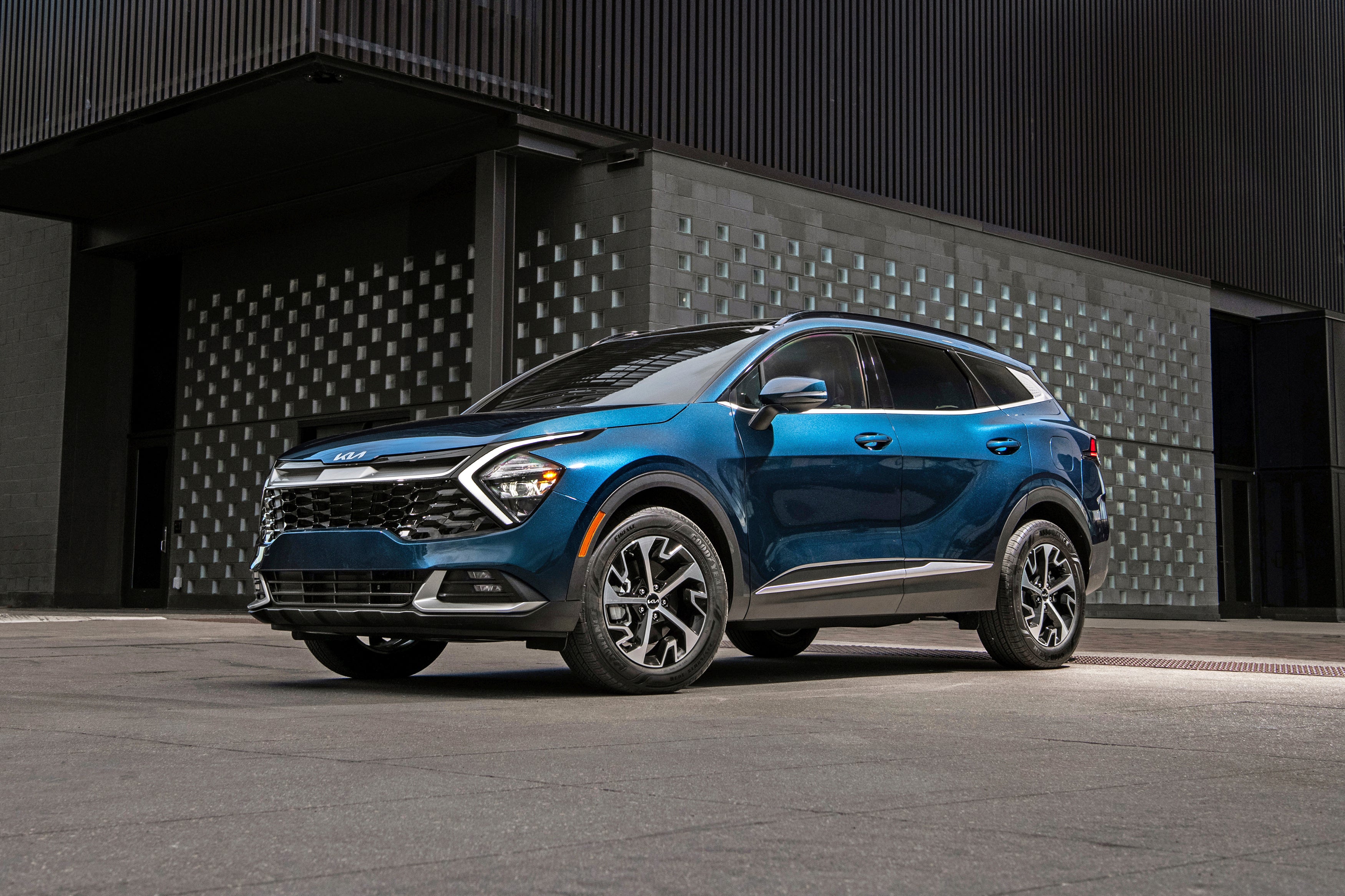 Behind The Wheel Five Best Hybrids