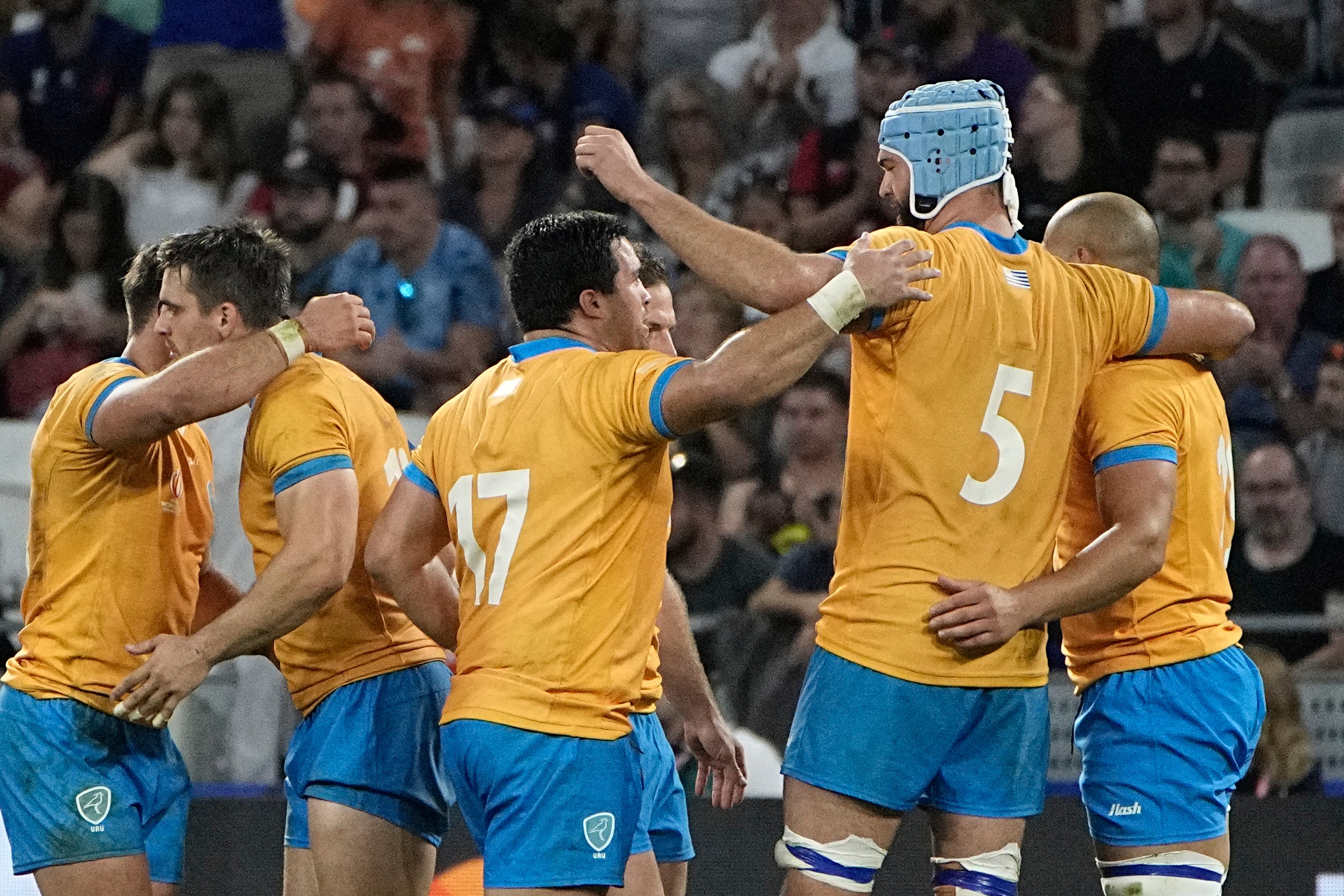 Uruguay win their first World Cup match against Namibia
