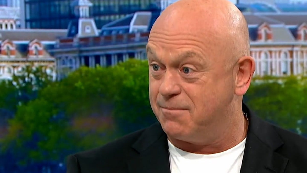 Ross Kemp explains how he ‘topped up’ EastEnders wage by creeping into shots