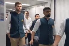 Pakistan cricket team arrive in India for first time in seven years after visa issues