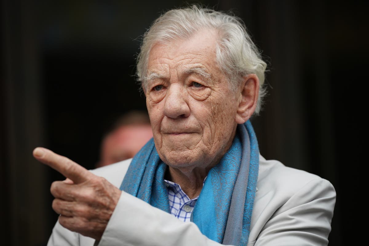 Ian McKellen criticises use of theatre trigger warnings on his own play Frank and Percy