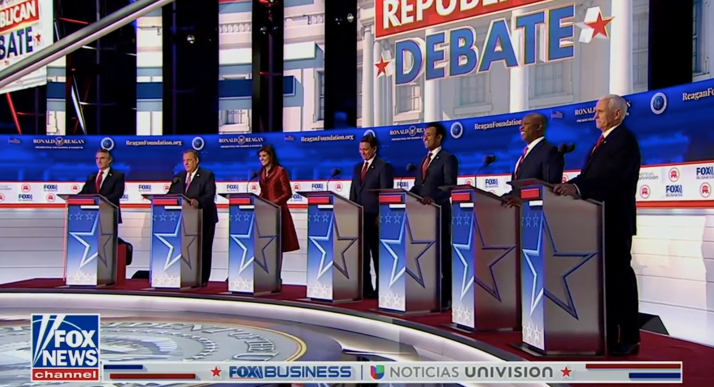 Candidates on stage at second GOP debate