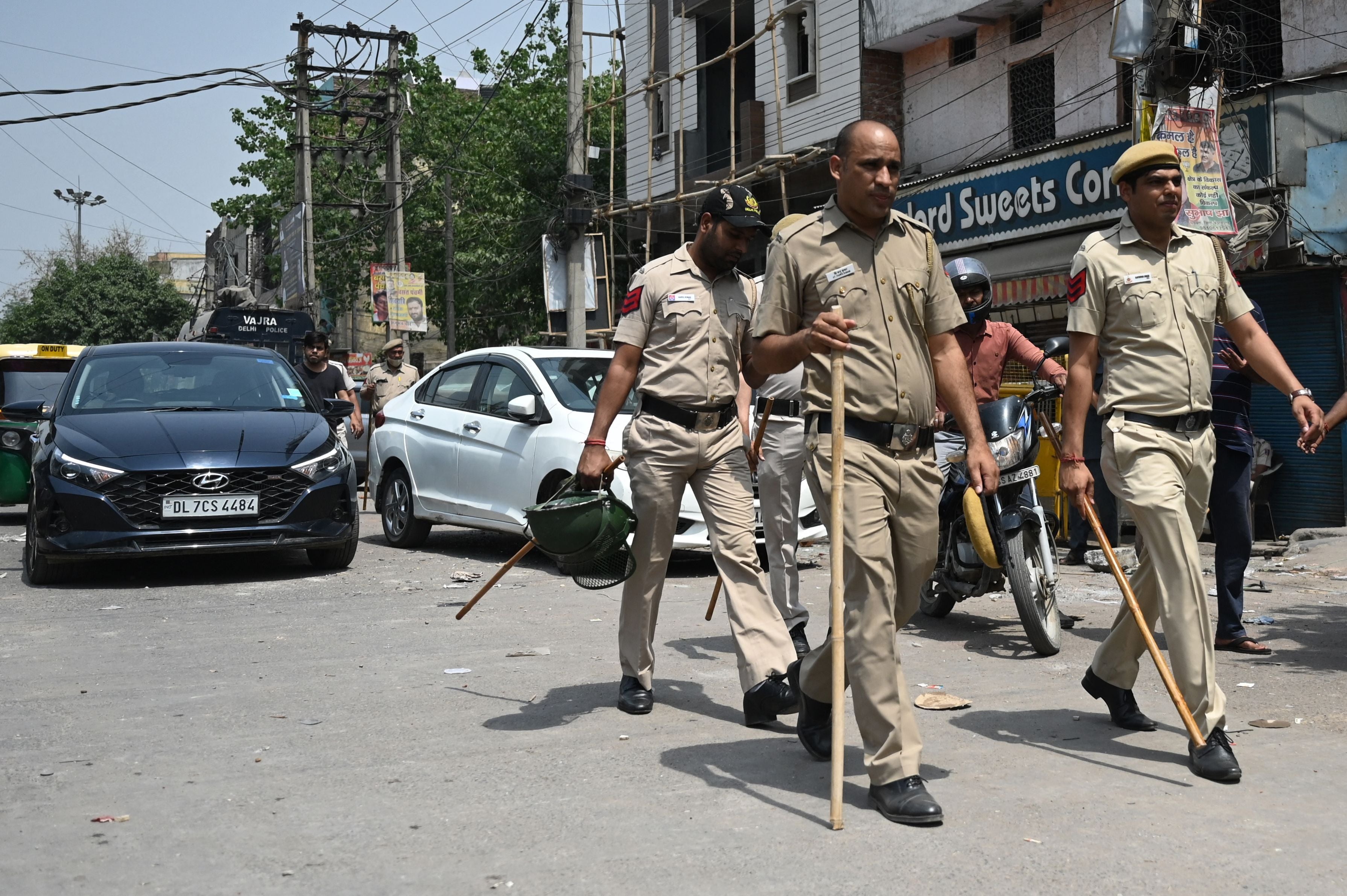 <p>Representational image of police walking along streets in New Delhi, India</p>