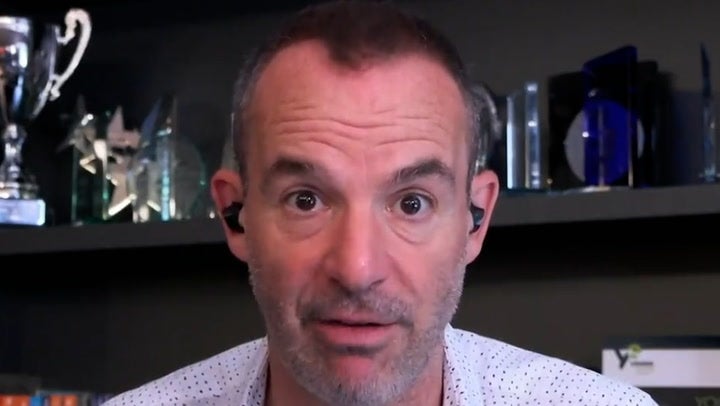 <p>Martin Lewis tells Rishi Sunak to ‘pull your finger out’ as energy bills soar</p>