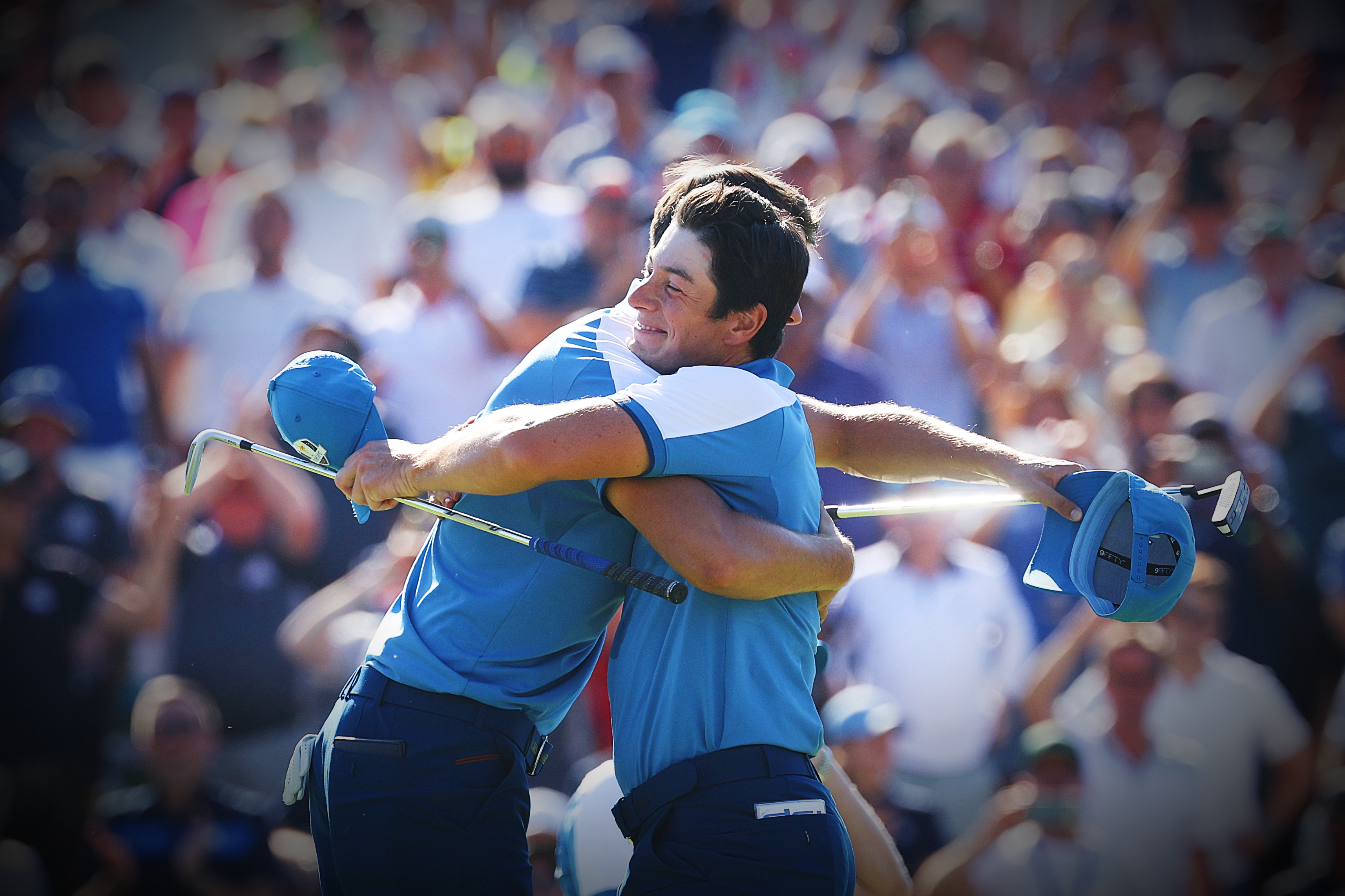 <p>Ludvig Aberg and Viktor Hovland embrace after winning their Ryder Cup foursomes match</p>