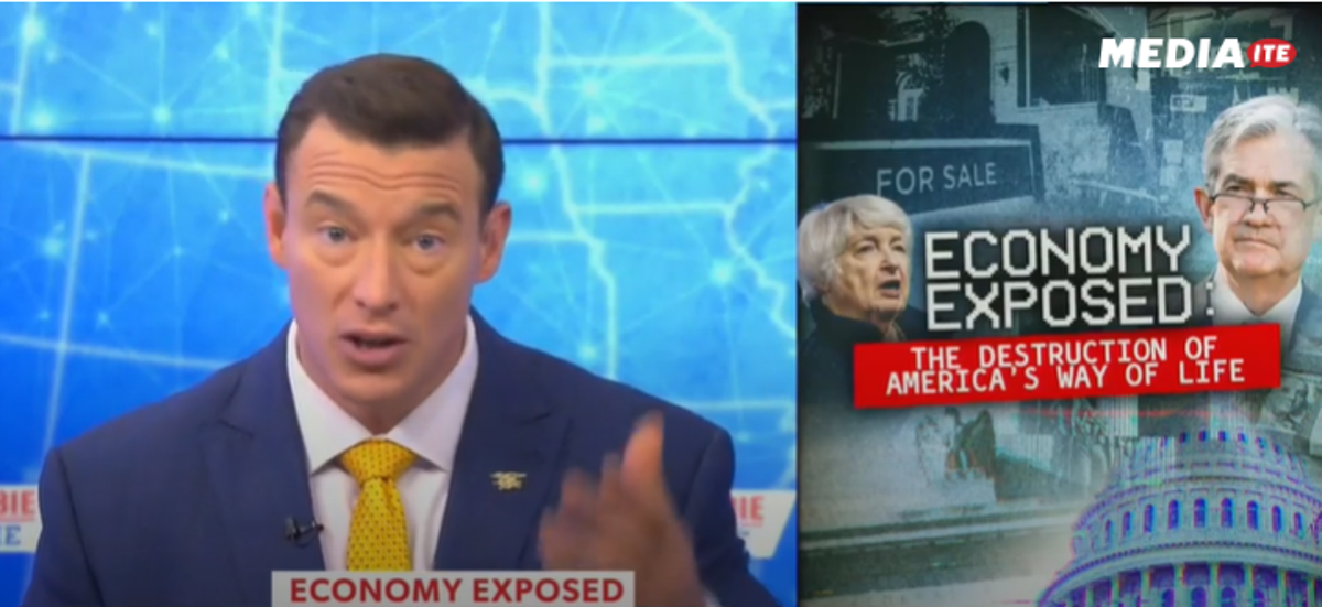 Newsmax host goes on bizarre rant about ‘lizard people’