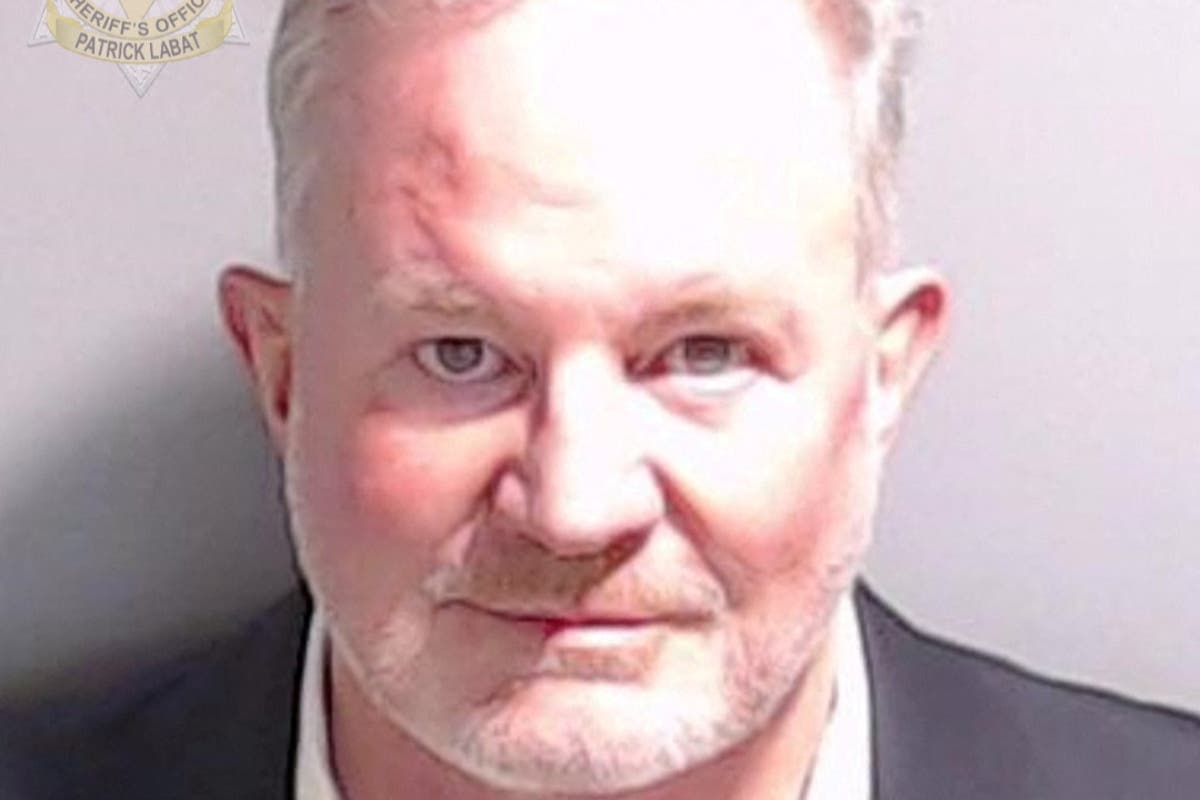 First co-defendant pleads guilty in Trump&rsquo;s election subversion case in Georgia