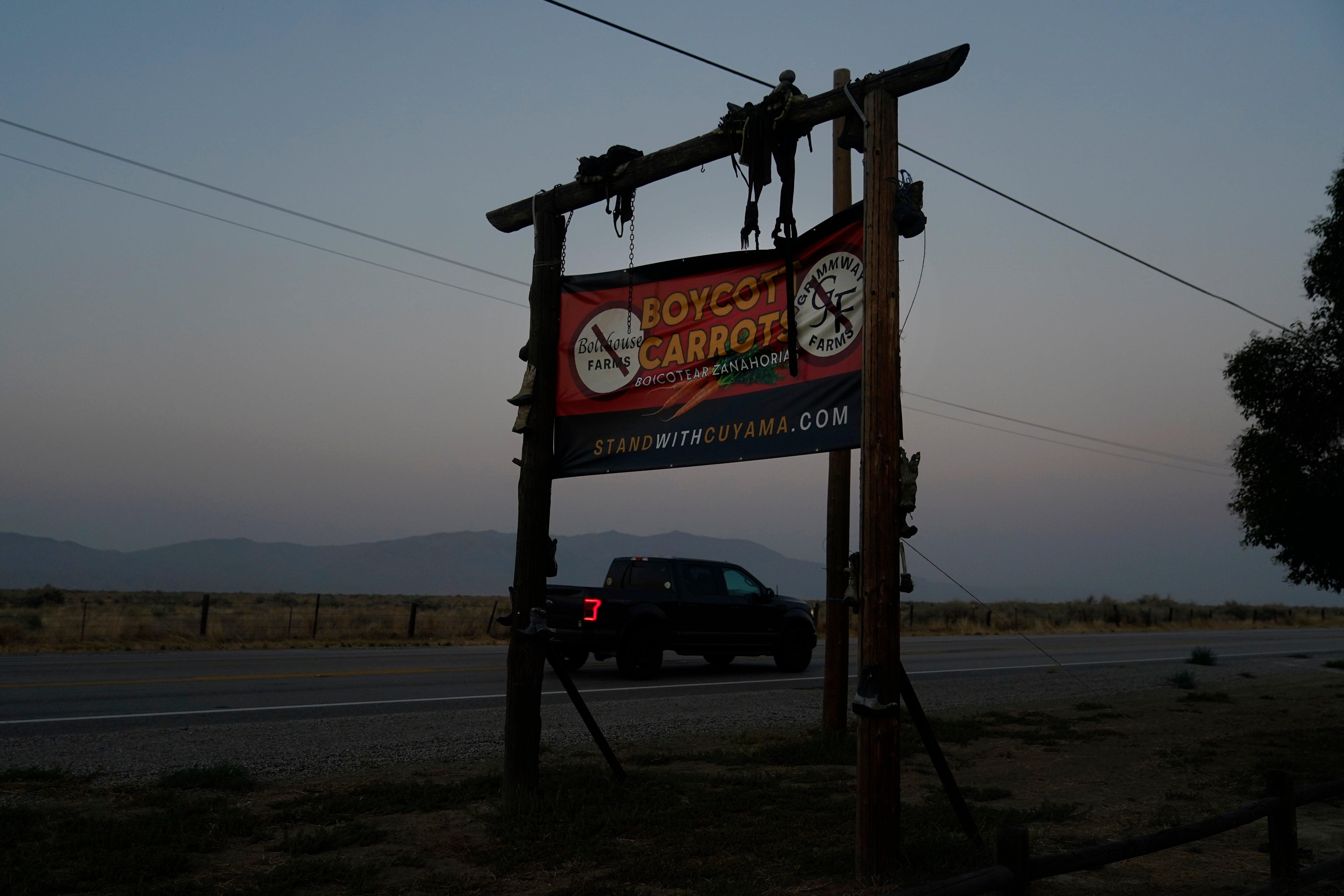 Boycott signs erected in the Cuyama Valley