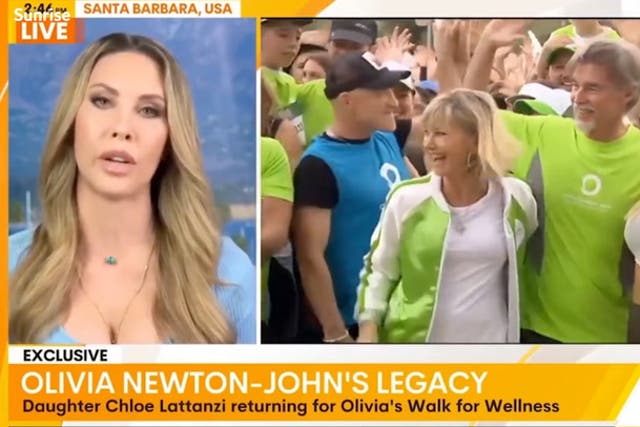 <p>Olivia Newton-John’s daughter Chloe cries on live TV as she remembers late mother.</p>