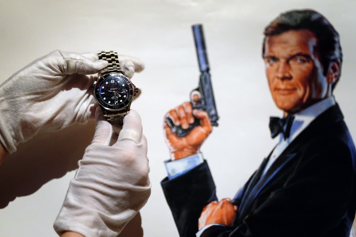 Suits and watches owned by James Bond actor Sir Roger Moore to go under hammer