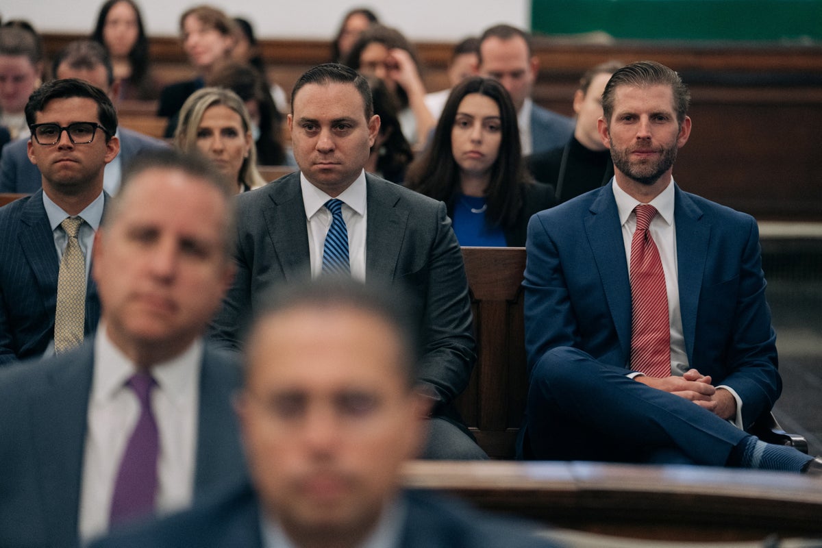 Eric Trump moans about ‘smelly’ courtroom where dad is on trial