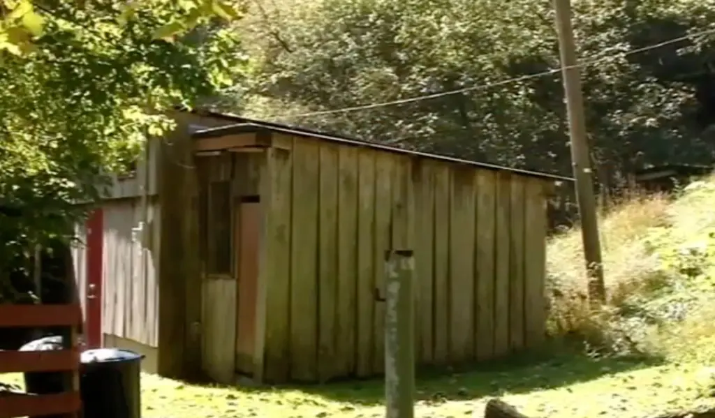 Police found two children locked inside a barn, pictured, on the property of Donald Lantz and Jeanne Whitefeather in October