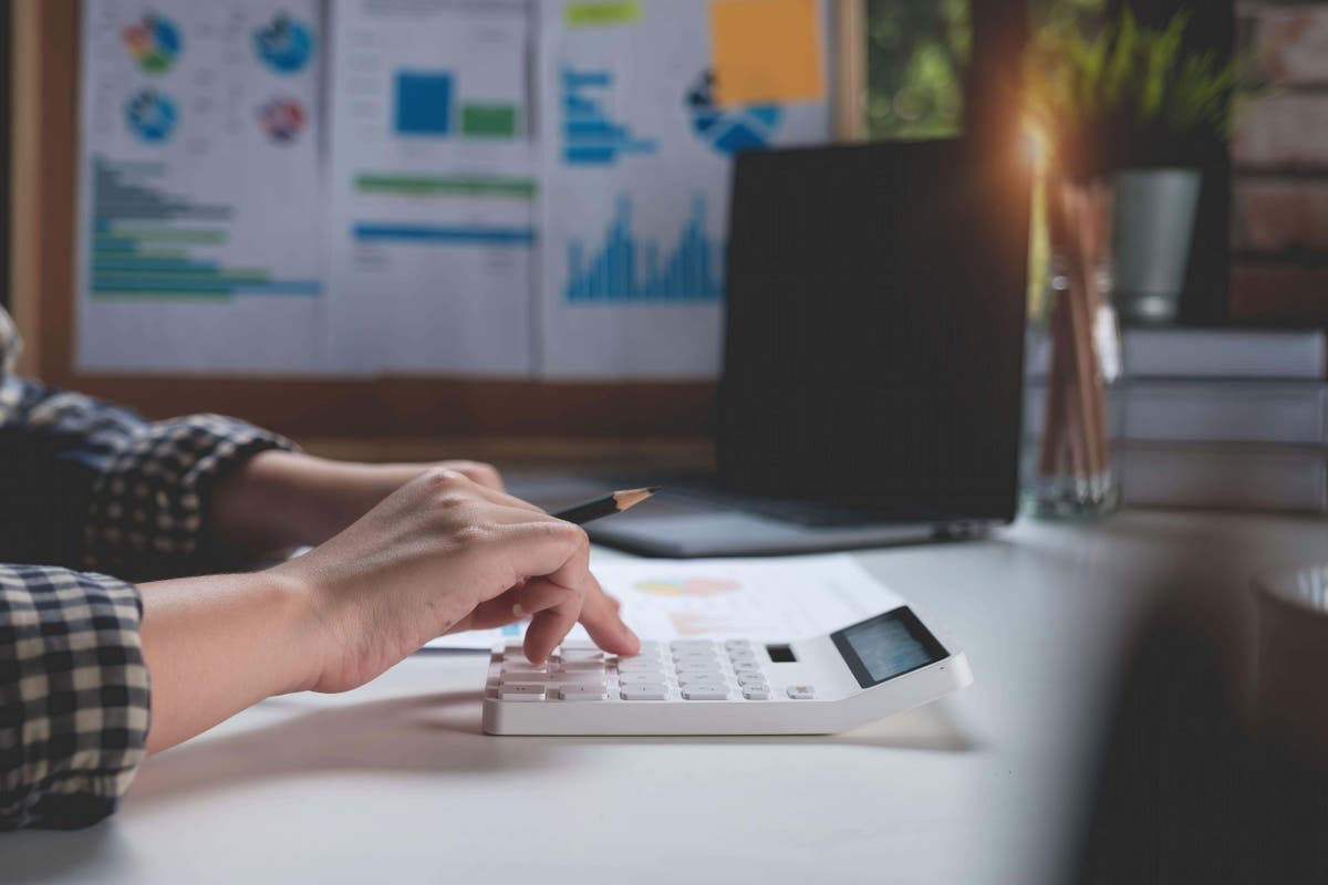 5 simple ways to brush up on your financial knowledge