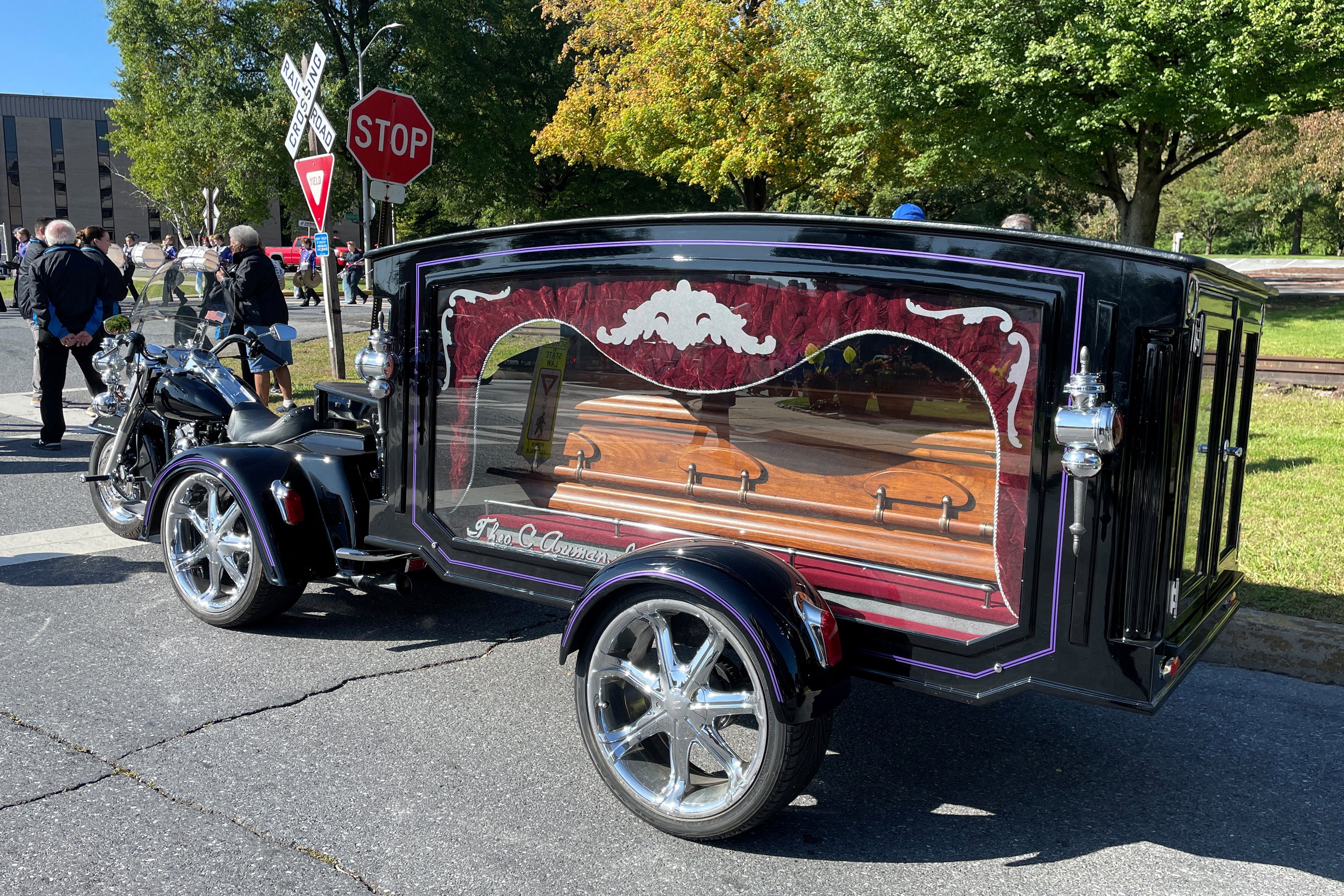 Stoneman Willie’s coffin was driven by a hearse as part of Readings 275th anniversary parade