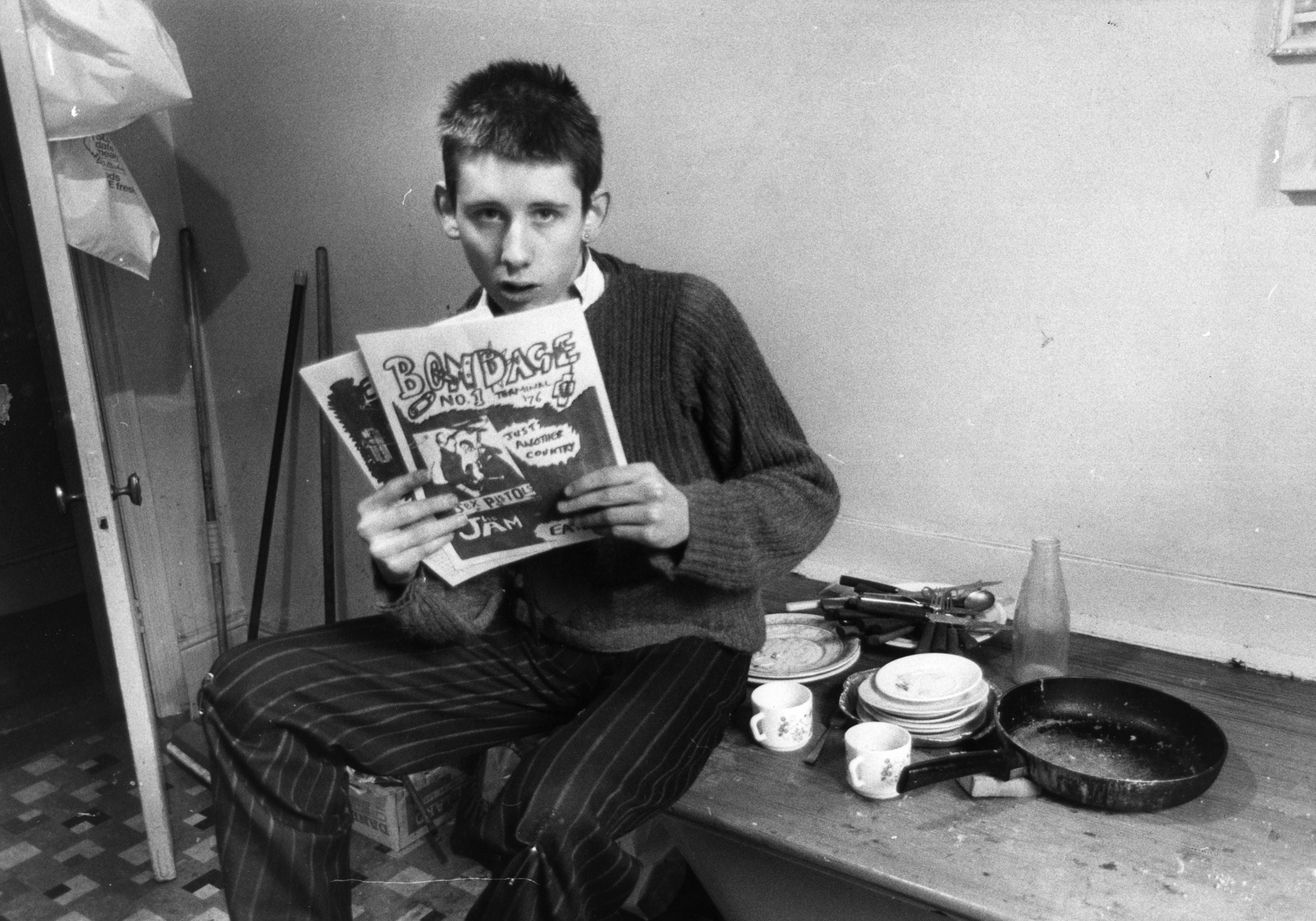 Shane MacGowan, aged 19, with a copy of his punk fanzine ‘Bondage'