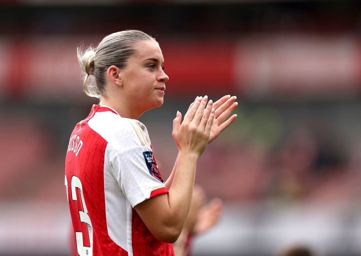 Manchester United vs Arsenal LIVE: Women’s Super League team news, line-ups and more tonight