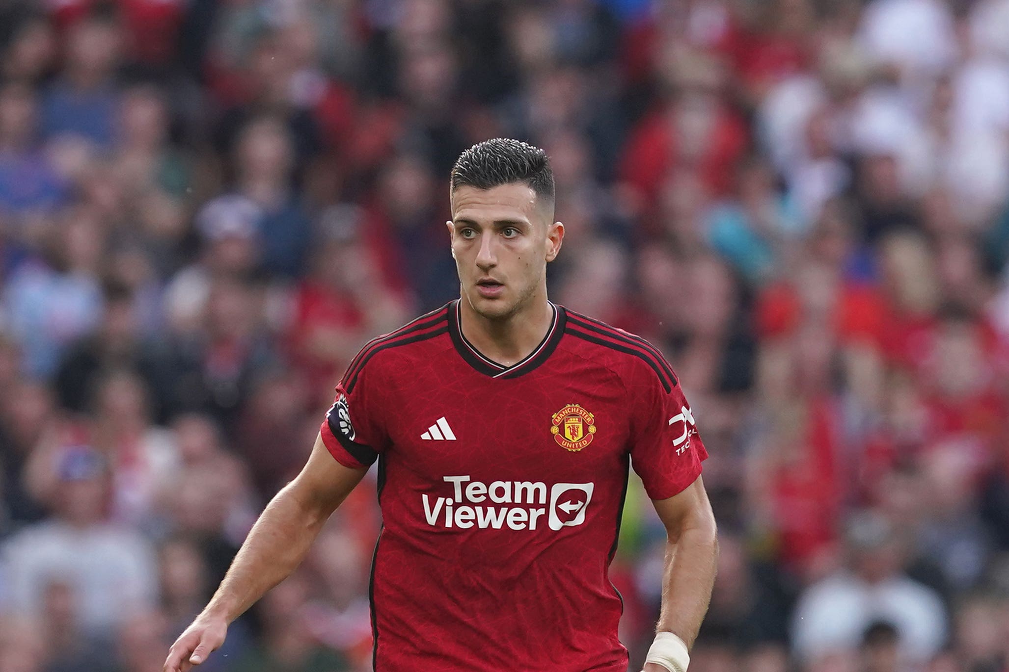 Diogo Dalot urges Man United to make Brentford fightback a 'turning point'  | The Independent