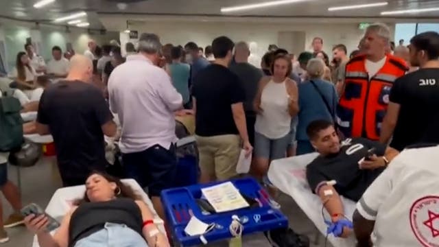 <p>Israelis come out in numbers to donate blood amid Hamas attacks</p>