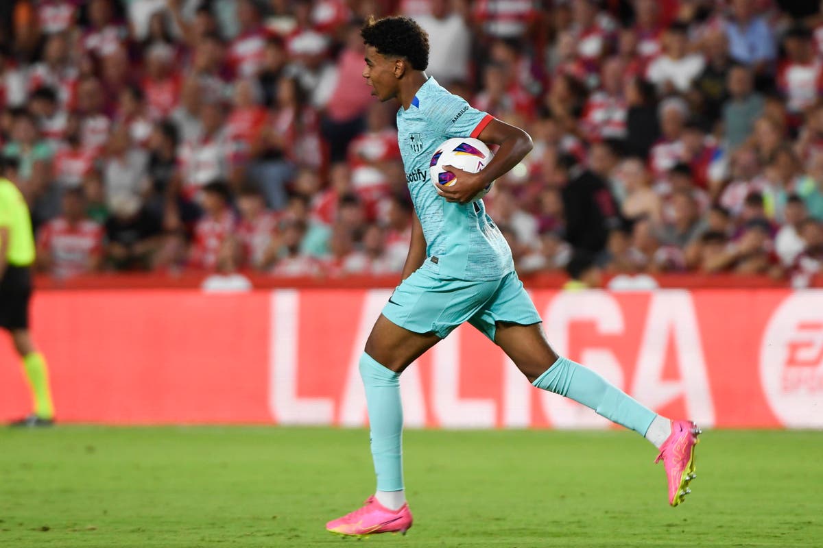 Barcelona youngster becomes new La Liga youngest goalscorer Barcelona youngster becomes new La Liga youngest goalscorer