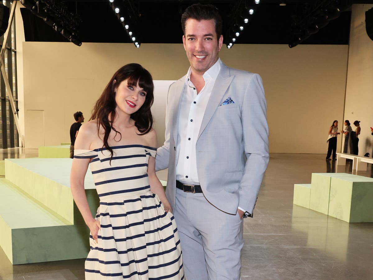 Zooey Deschanel thought Jonathan Scott ghosted her at start of relationship