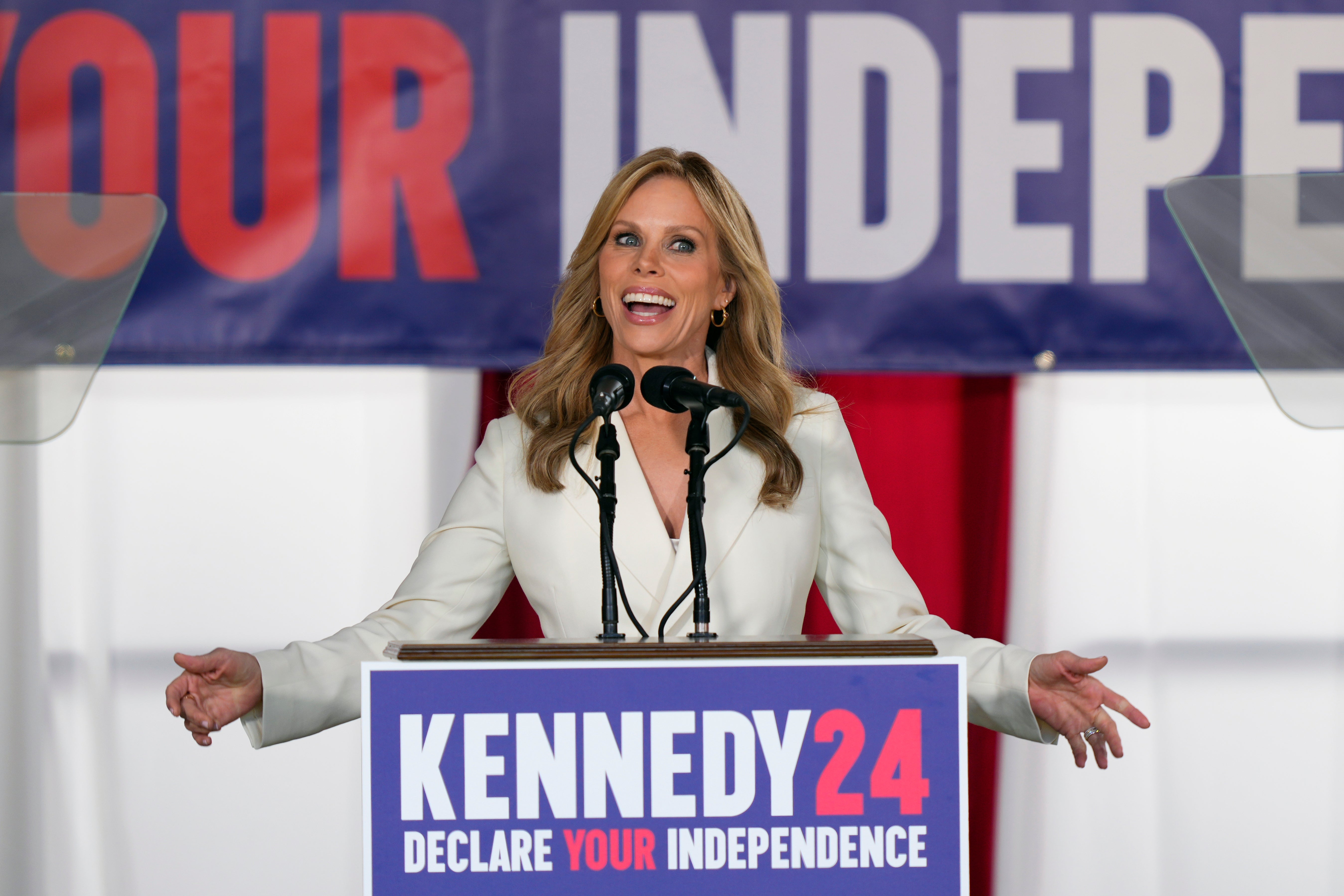 Cheryl Hines, wife of Presidential candidate Robert F. Kennedy, Jr. speaks during a campaign event for him at Independence Mall, Monday, Oct. 9, 2023, in Philadelphia.