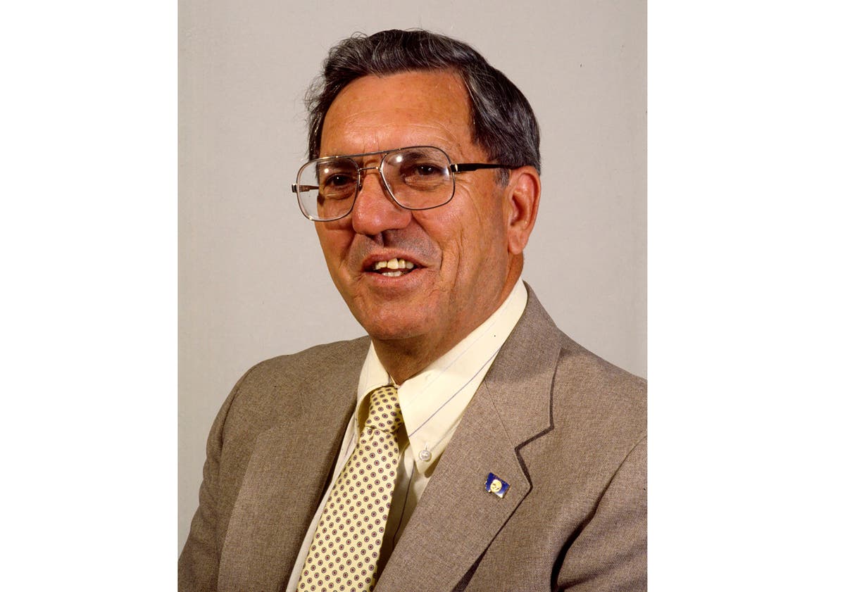 Ted Schwinden, who served two terms as Montana governor, dies at age 98 Ted Schwinden, who served two terms as Montana governor, dies at age 98