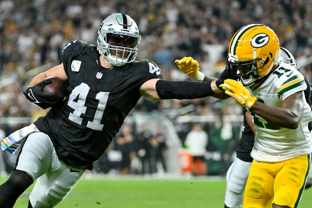PACKERS-RAIDERS