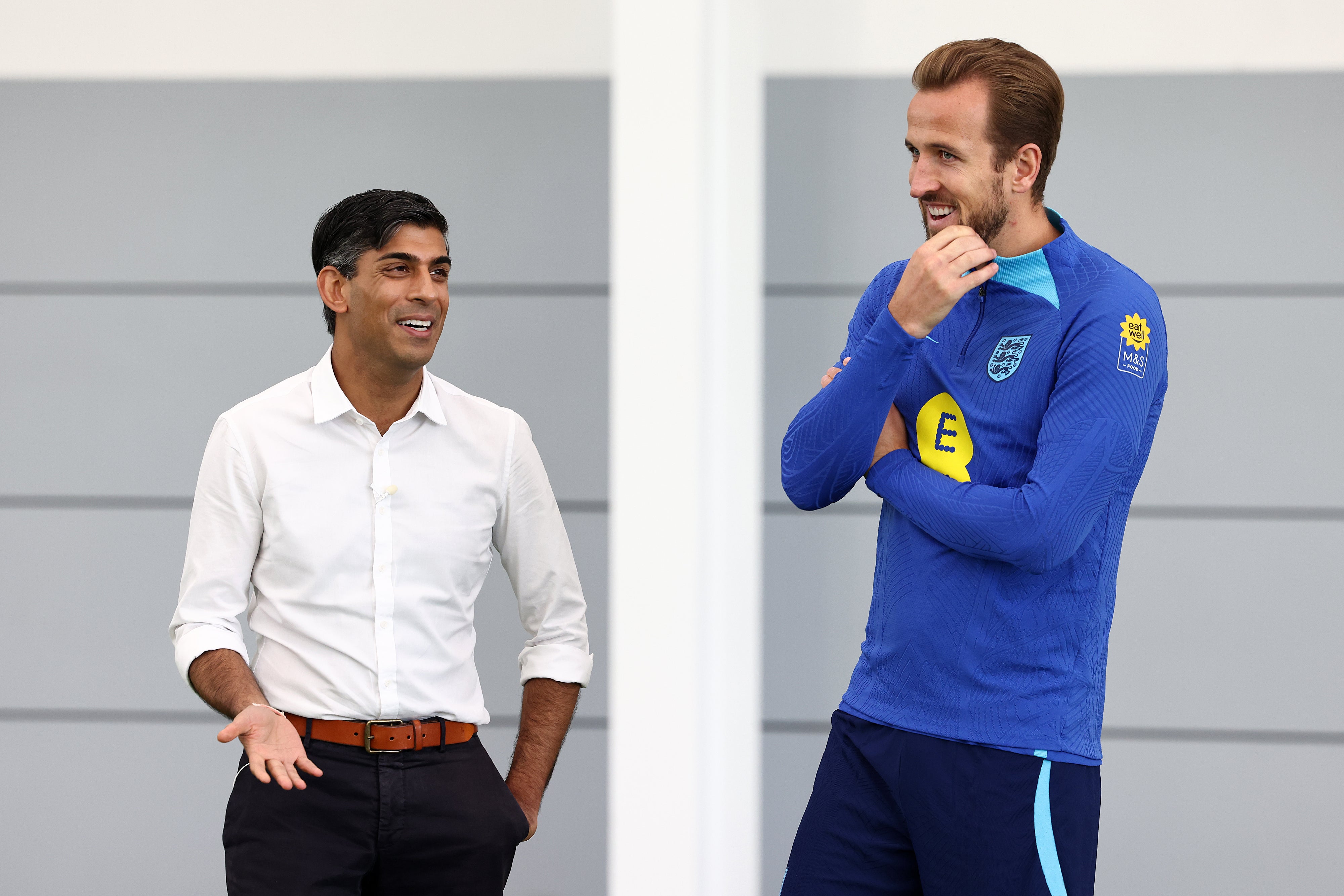 Kane speaks to Prime Minister Rishi Sunak after the successful bid for Euro 2028