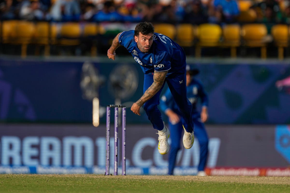 Sam Curran happy to relinquish England new ball to &lsquo;amazing&rsquo; Reece Topley