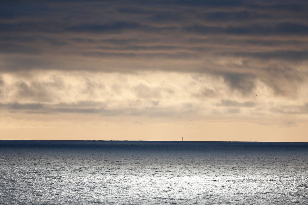 Major counter-pollution exercise testing response to large oil spill