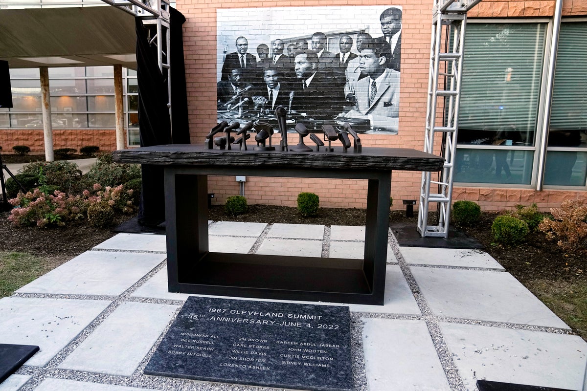 Sculpture commemorating historic 1967 Cleveland summit with Ali, Jim Brown, other athletes unveiled