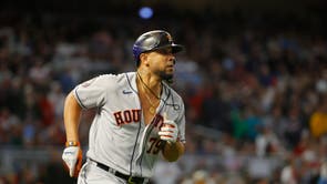 Twins suffer loss after José Abreu homers again to power the